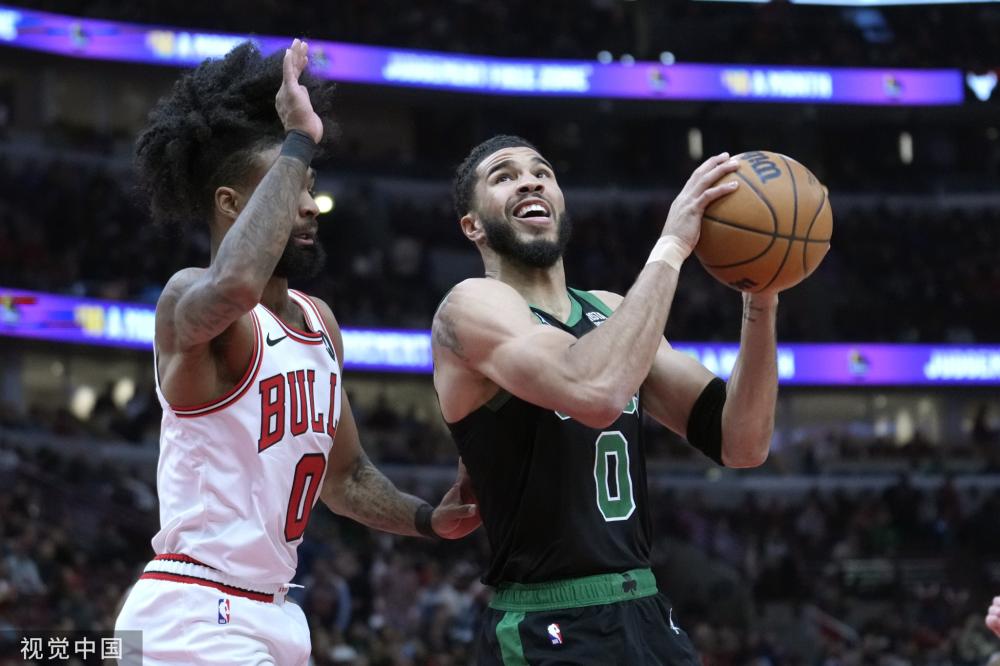 樂部表現出 樂部表現出