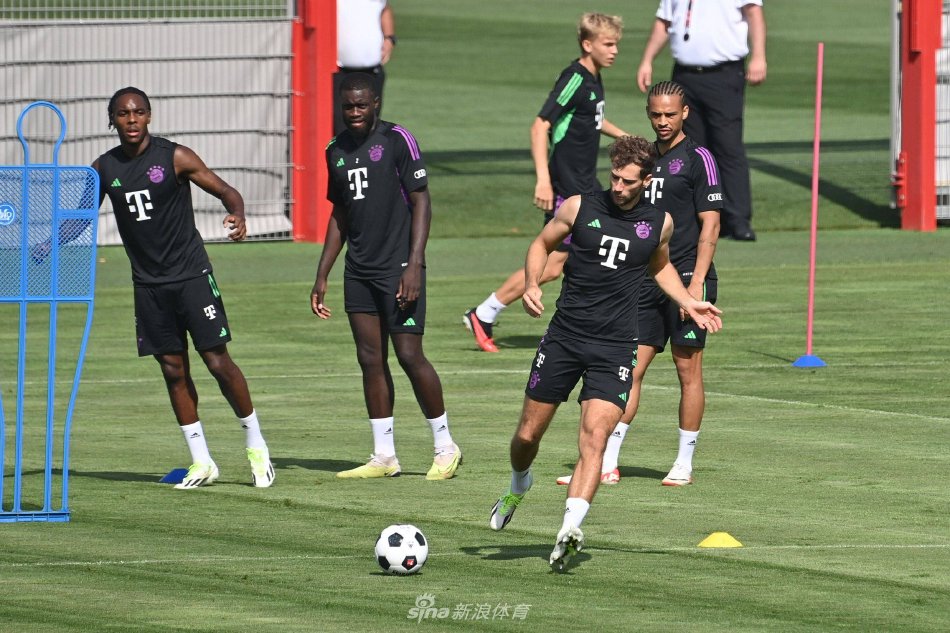 围的球迷组 围的球迷组