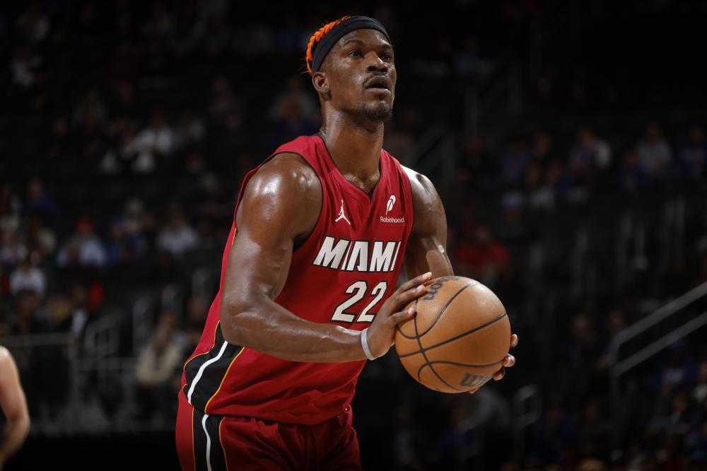 火箭vs勇士G6前瞻：库里巴特勒力争4-2晋级 西部又一组抢七？